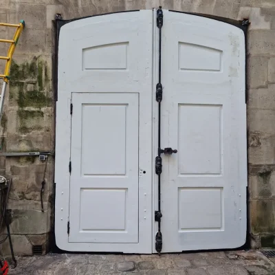 porte cochère paris réalisation menuiserie msf